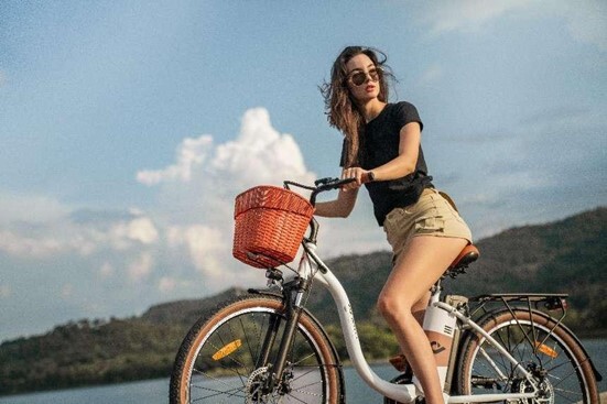 DYU presenta la bicicleta eléctrica C6 PRO: Una mezcla de comodidad y rendimiento